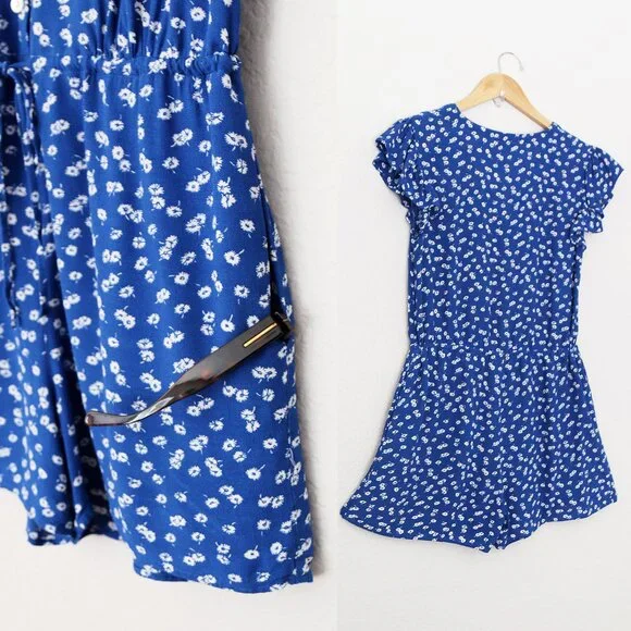 Rails Chloe Cobalt Floating Daisies Romper S Flutter Sleeves Blue Revolve $178 - Picture 11 of 16